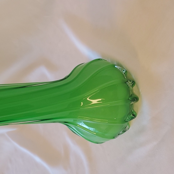 16" Electric Green Swirl Vase 💚 - Picture 5 of 10